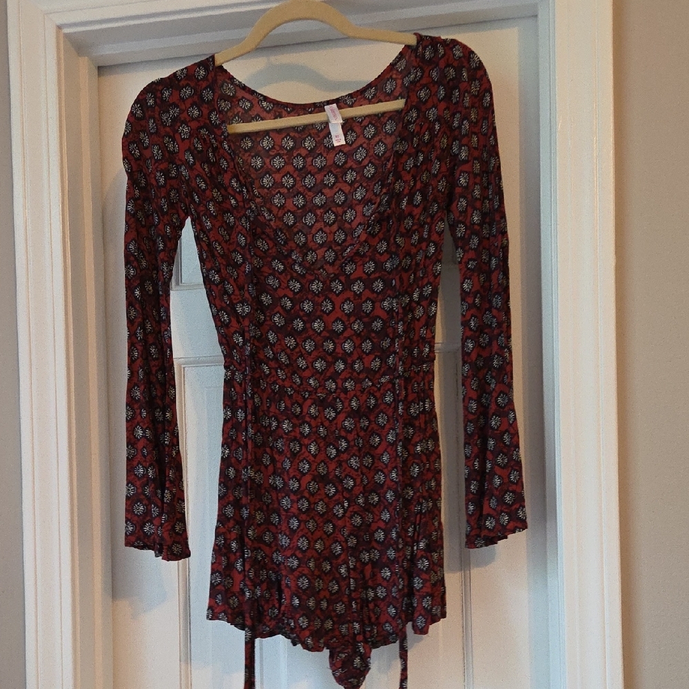 Elegant Red Patterned Dress
